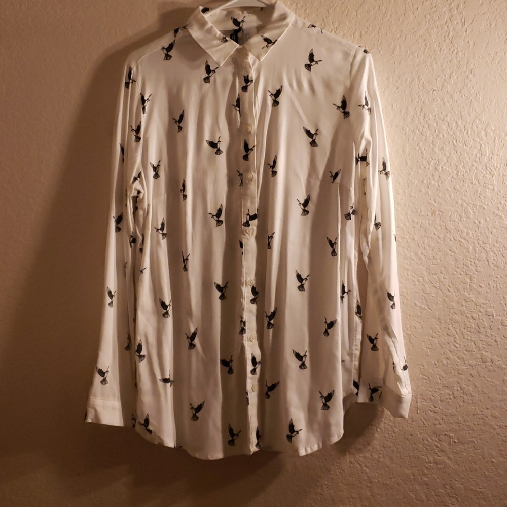 Cute white blouse with bird print